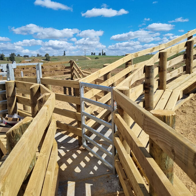 Fully Fenced Agricultural Fencing Gallery