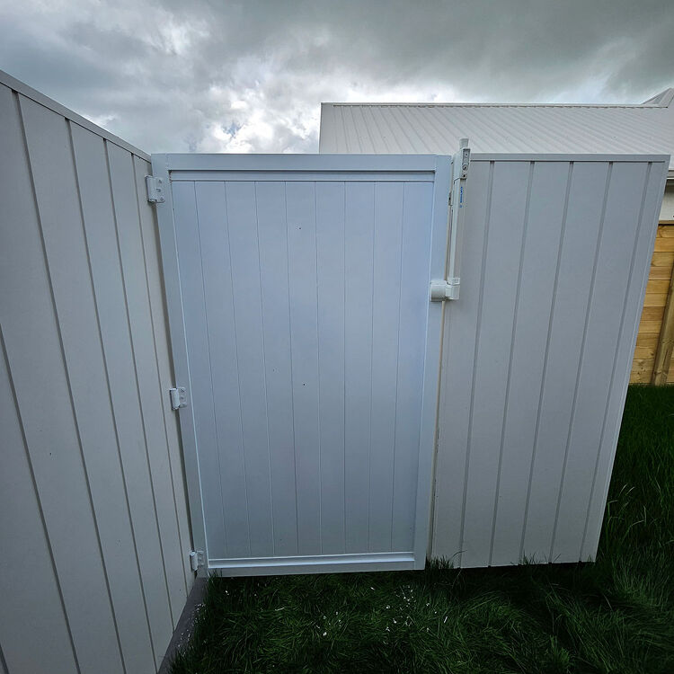 Fully Fenced Residential Fencing Gallery