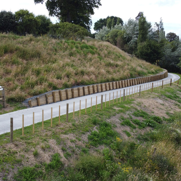Fully Fenced Retaining Wall Gallery
