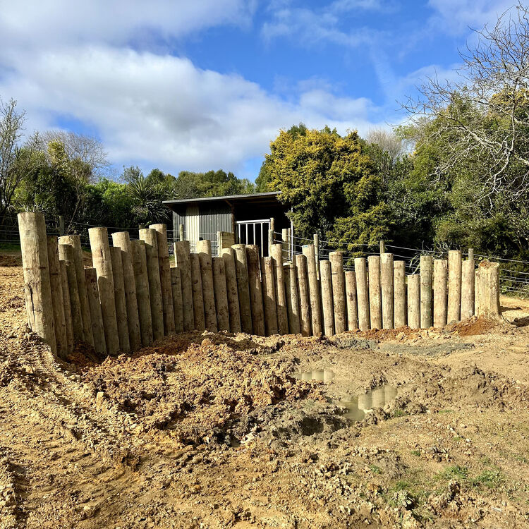 Fully Fenced Retaining Wall Gallery